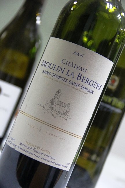 Chateau_Moulin_La_Bergere,_Saint-Georges-Saint-Emilion_2006.jpg Chateau_Moulin_La_Bergere,_Saint-Georges-Saint-Emilion_2006.jpg